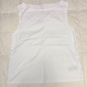 GAP Classic White Tank Top NWOT